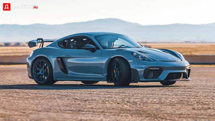 Porsche 718 Cayman GT4 RS 2022