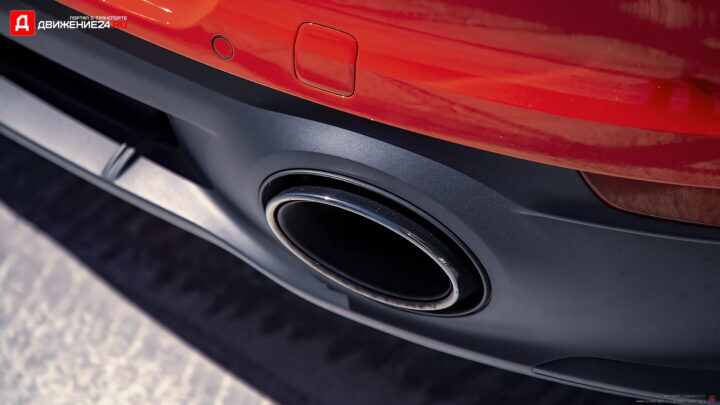 Porsche 911 Carrera 4 GTS 2022