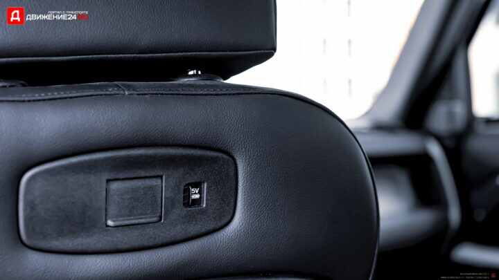 Land Rover Defender 110 2021