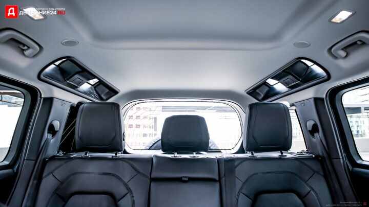 Land Rover Defender 110 2021