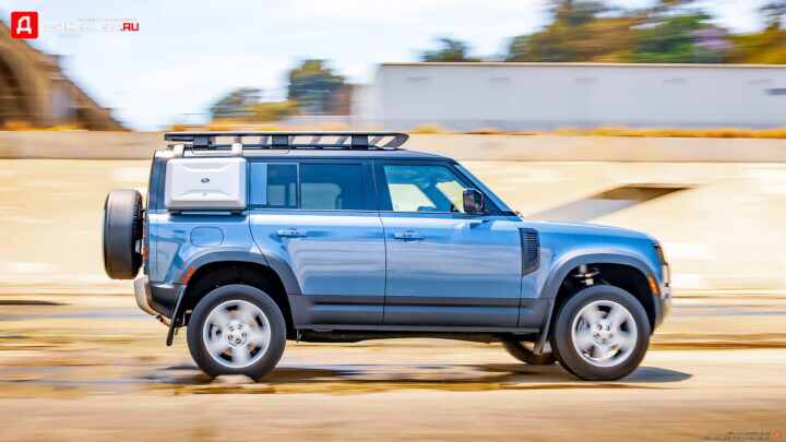 Land Rover Defender 110 2021