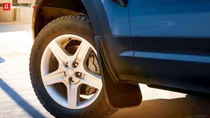 Land Rover Defender 110 2021