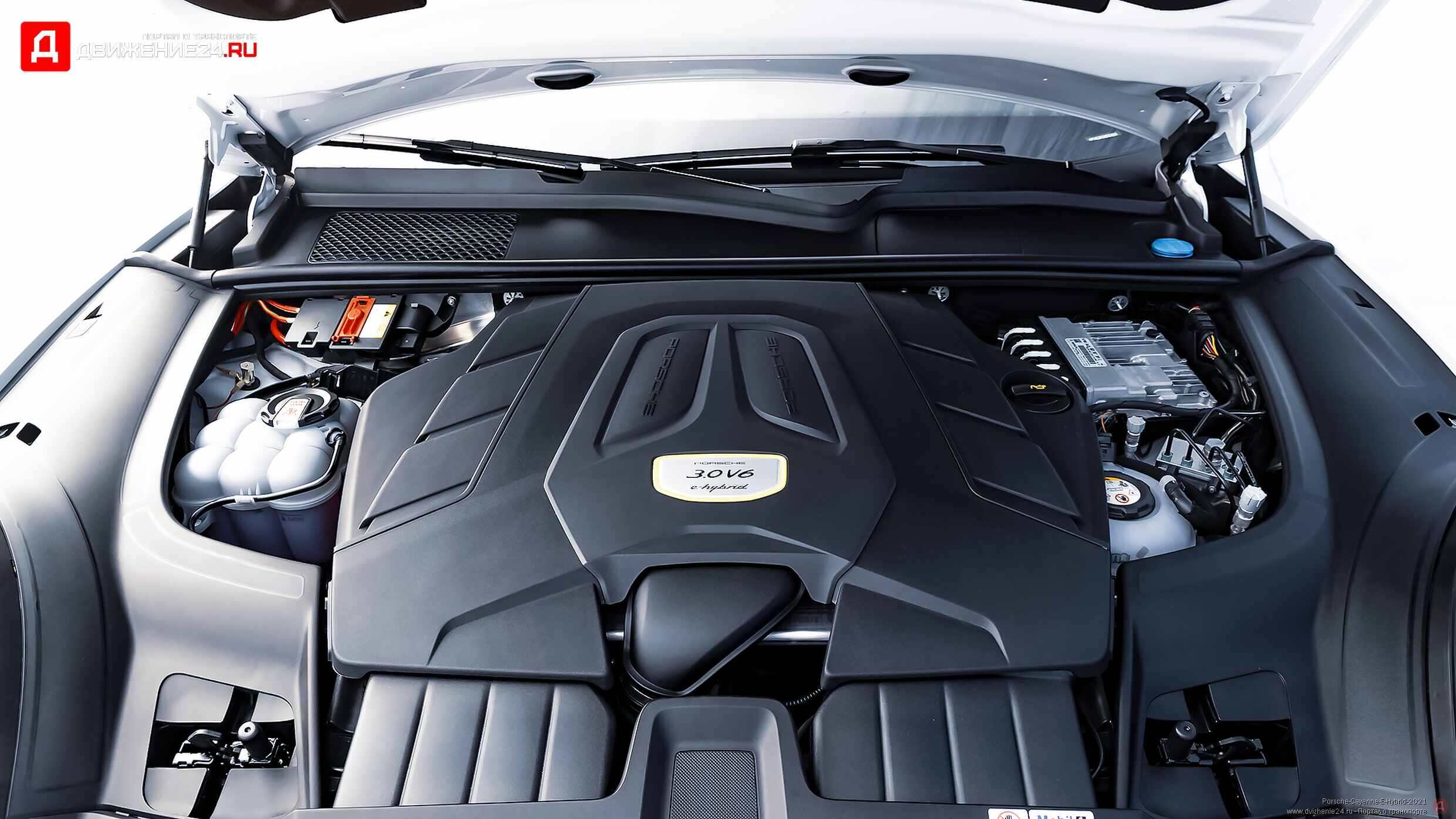 Porsche Cayenne E-Hybrid 2021