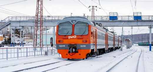 Электропоезд ЭД9М