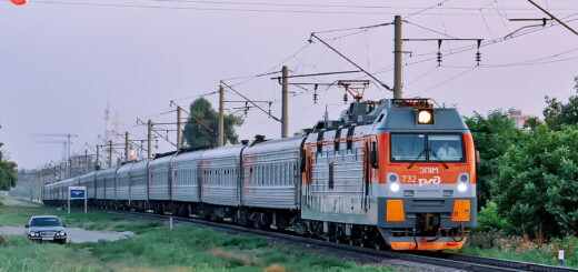 Электровоз ЭП1М