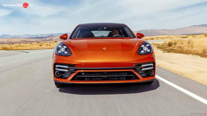 Porsche Panamera Turbo S 2021
