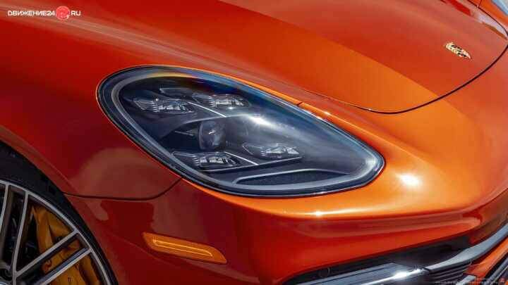 Porsche Panamera Turbo S 2021