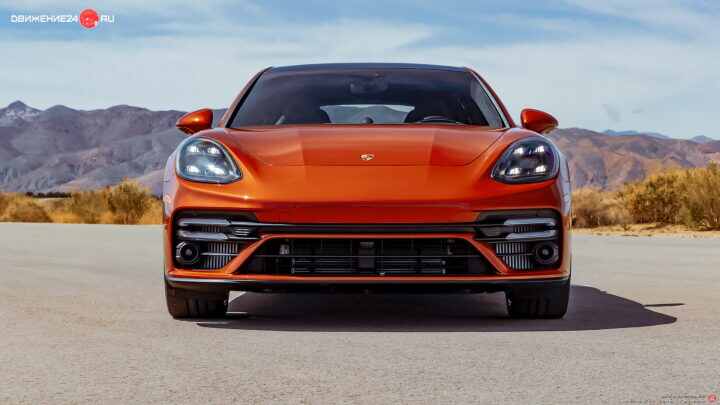 Porsche Panamera Turbo S 2021