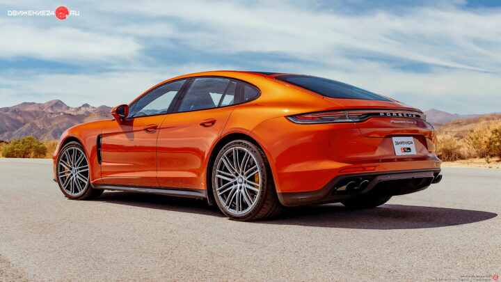 Porsche Panamera Turbo S 2021