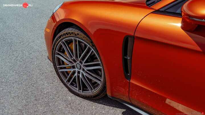 Porsche Panamera Turbo S 2021