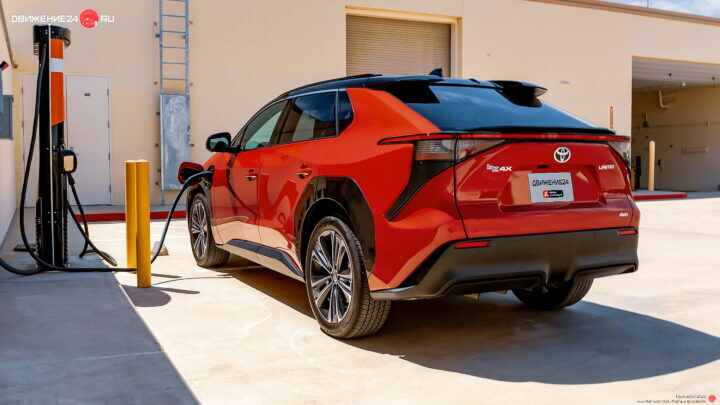 Toyota bZ4X AWD 2023