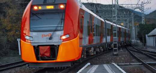 Электропоезд ЭС1