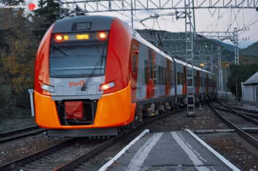 Электропоезд ЭС1