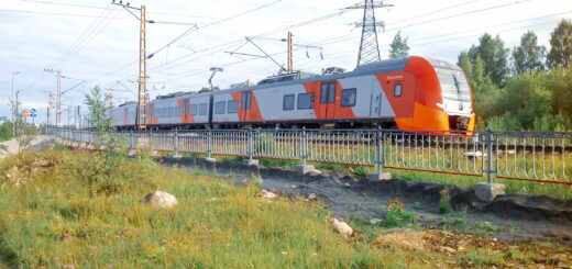 Электропоезд ЭС2Г ласточка