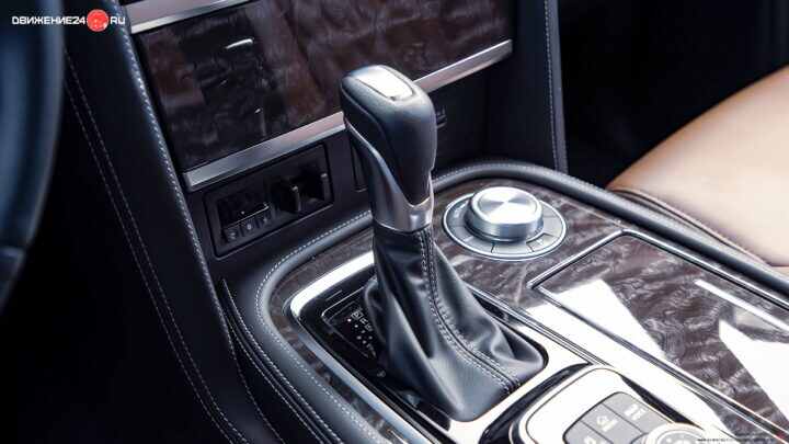 Nissan Armada Platinum 2022