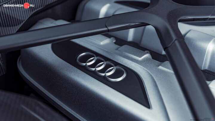 Audi R8 V-10 Performance RWD 2022