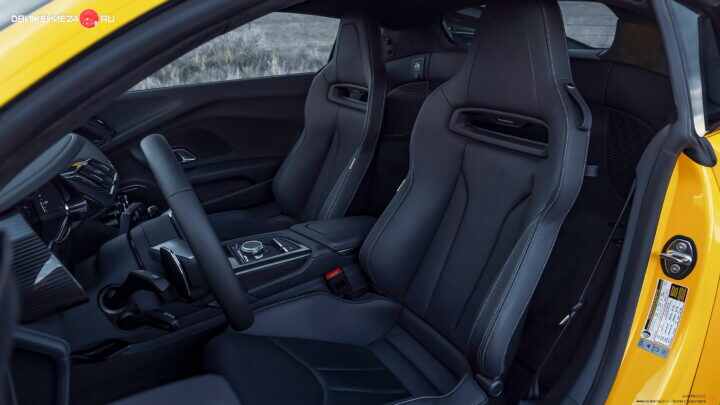 Audi R8 V-10 Performance RWD 2022