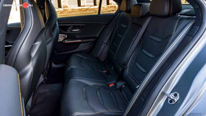 Mercedes-AMG C43 2023
