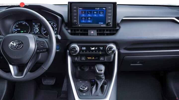 Toyota Crown 2023