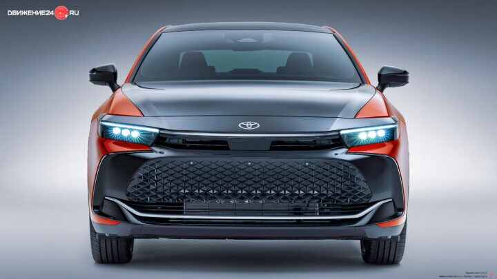 Toyota Crown 2023