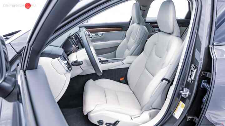 Volvo V90 Cross Country B6 2022