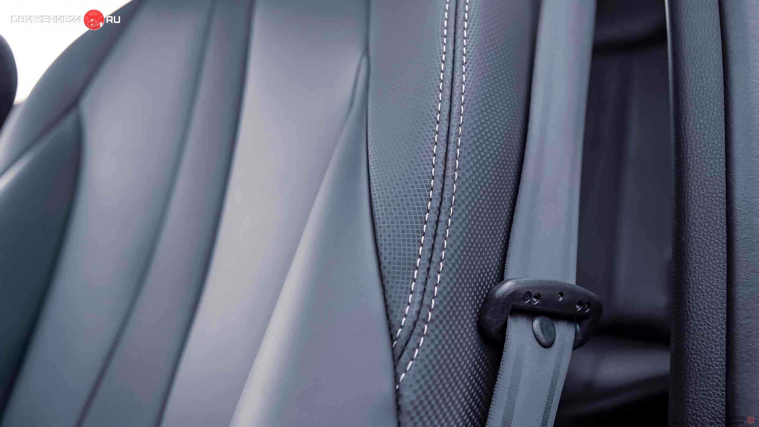 салон Toyota Mirai 2021