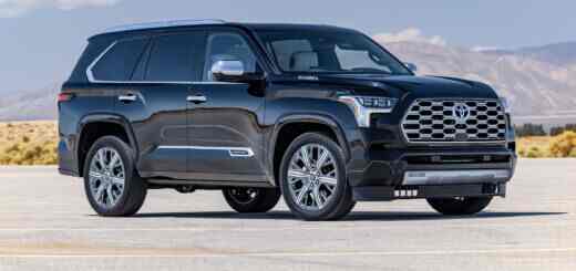 Toyota Sequoia 2023 года