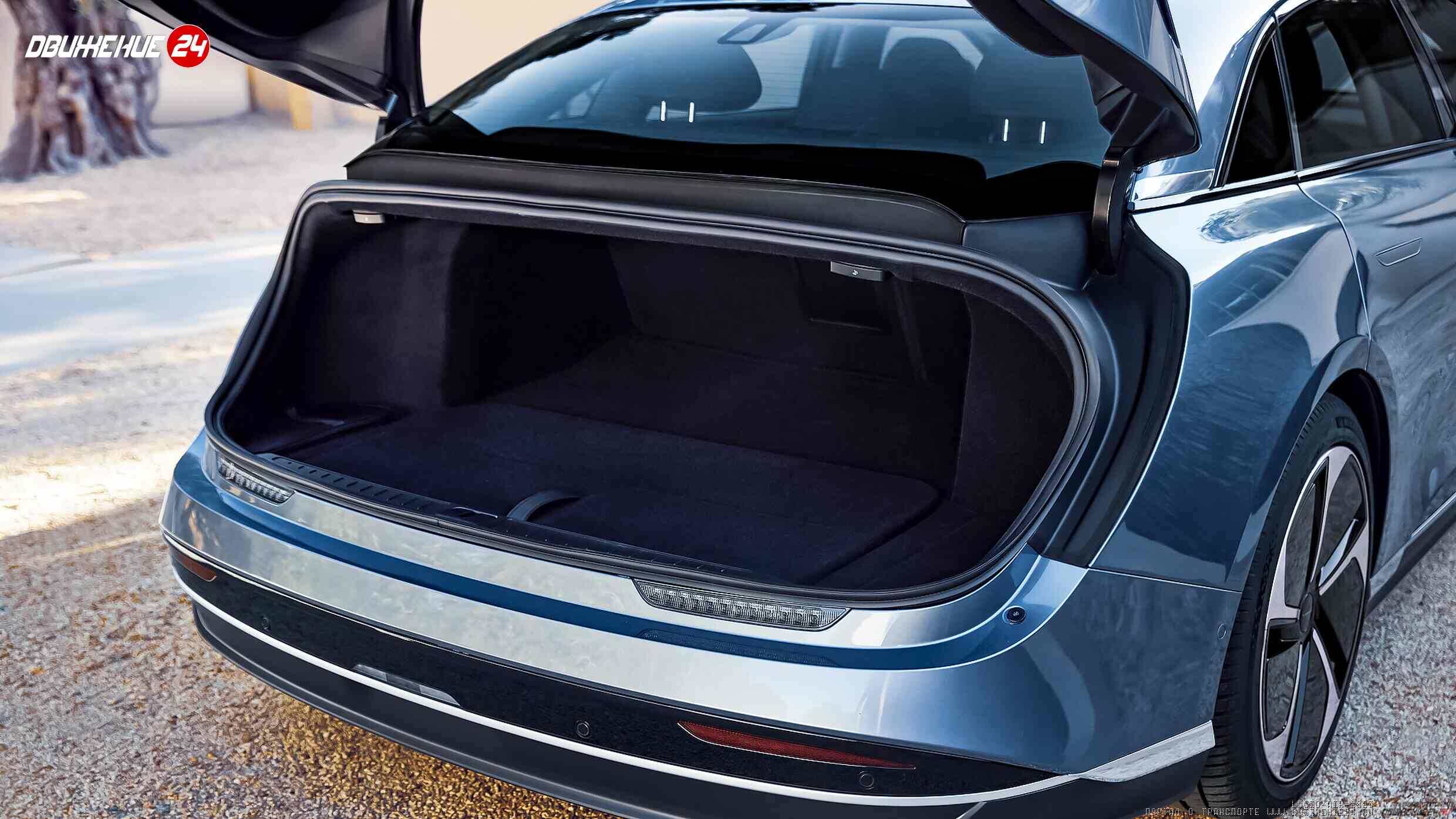 Lucid Air Touring 2023