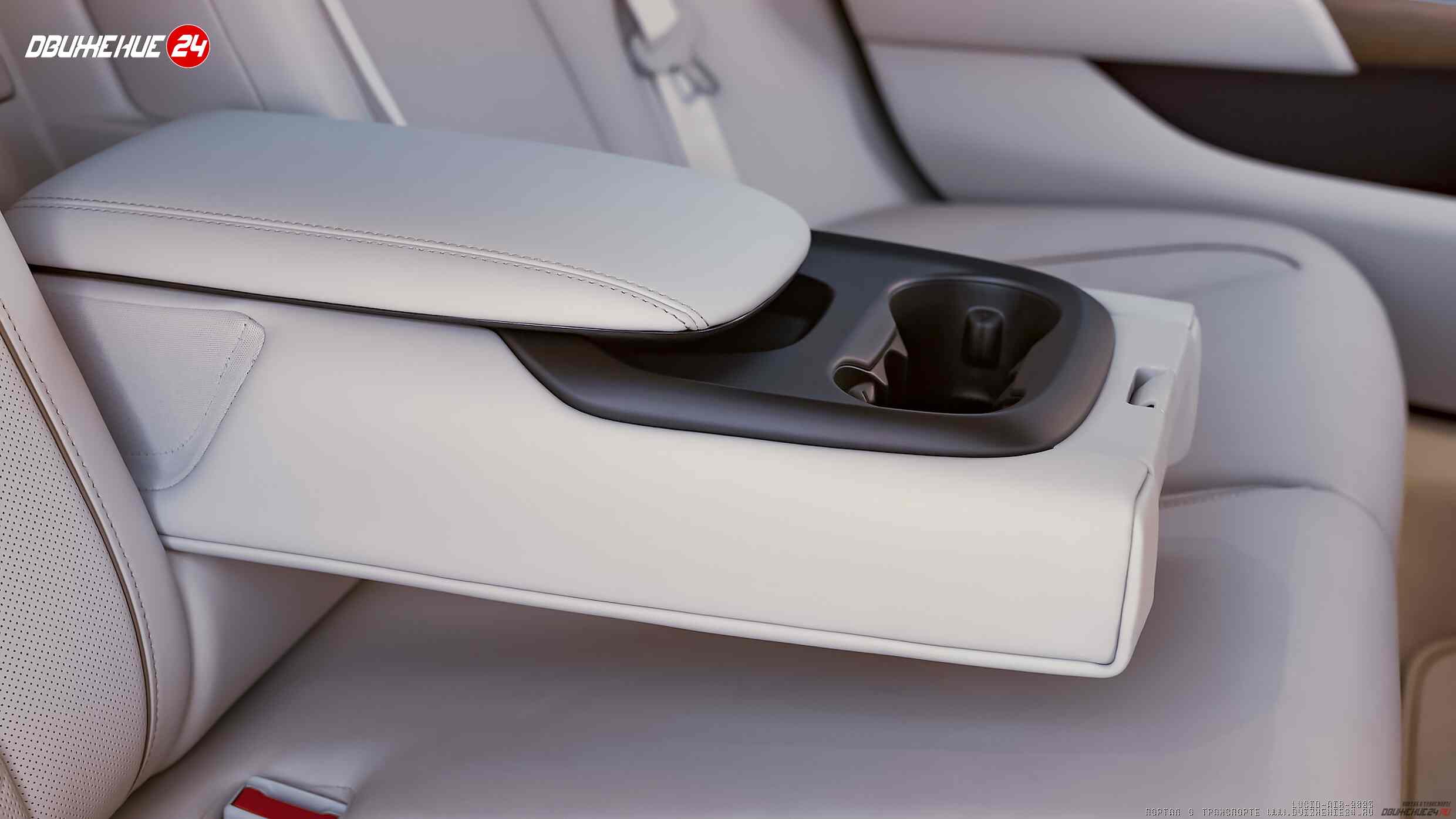 Lucid Air Touring 2023