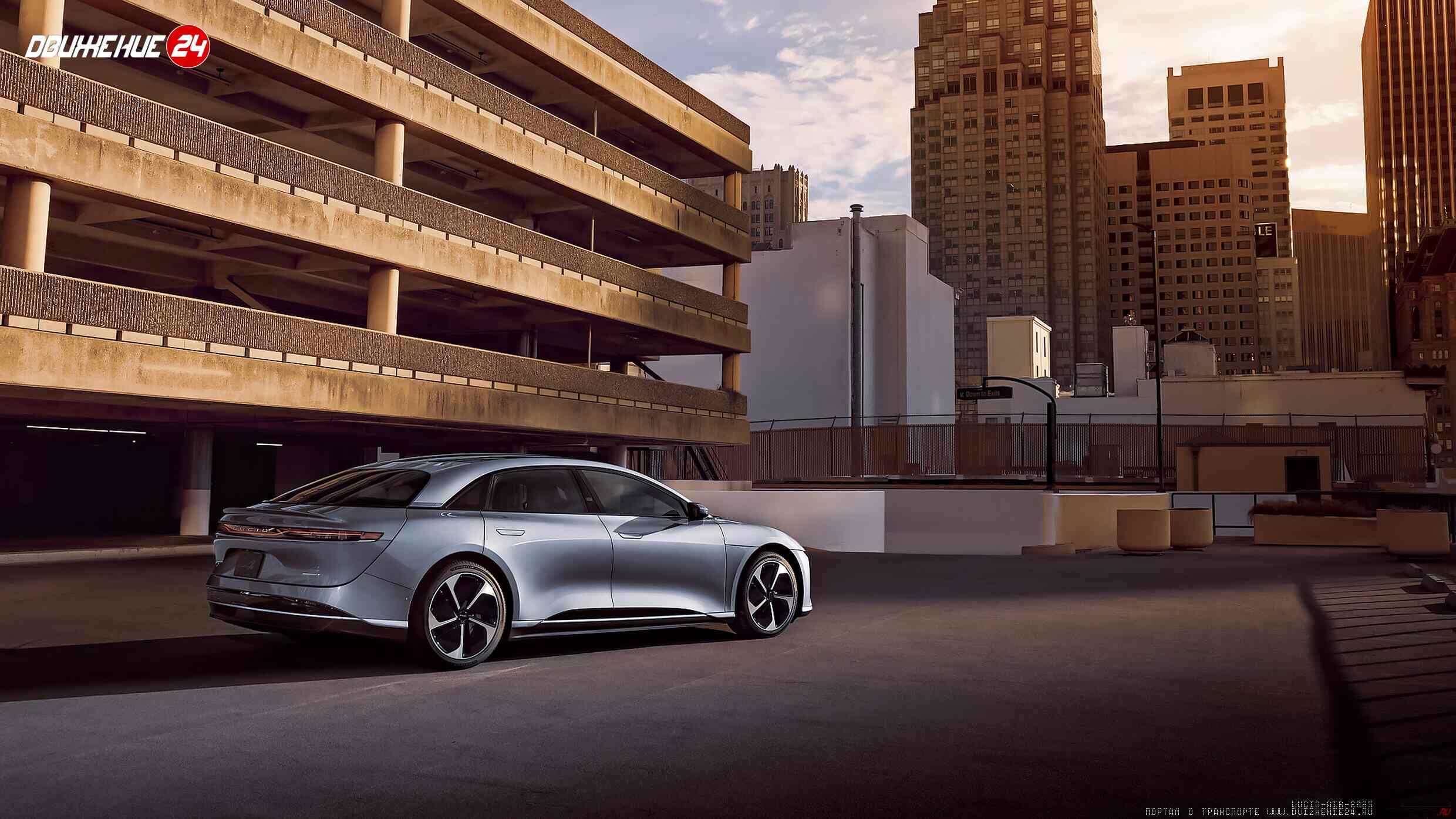 Lucid Air Touring 2023