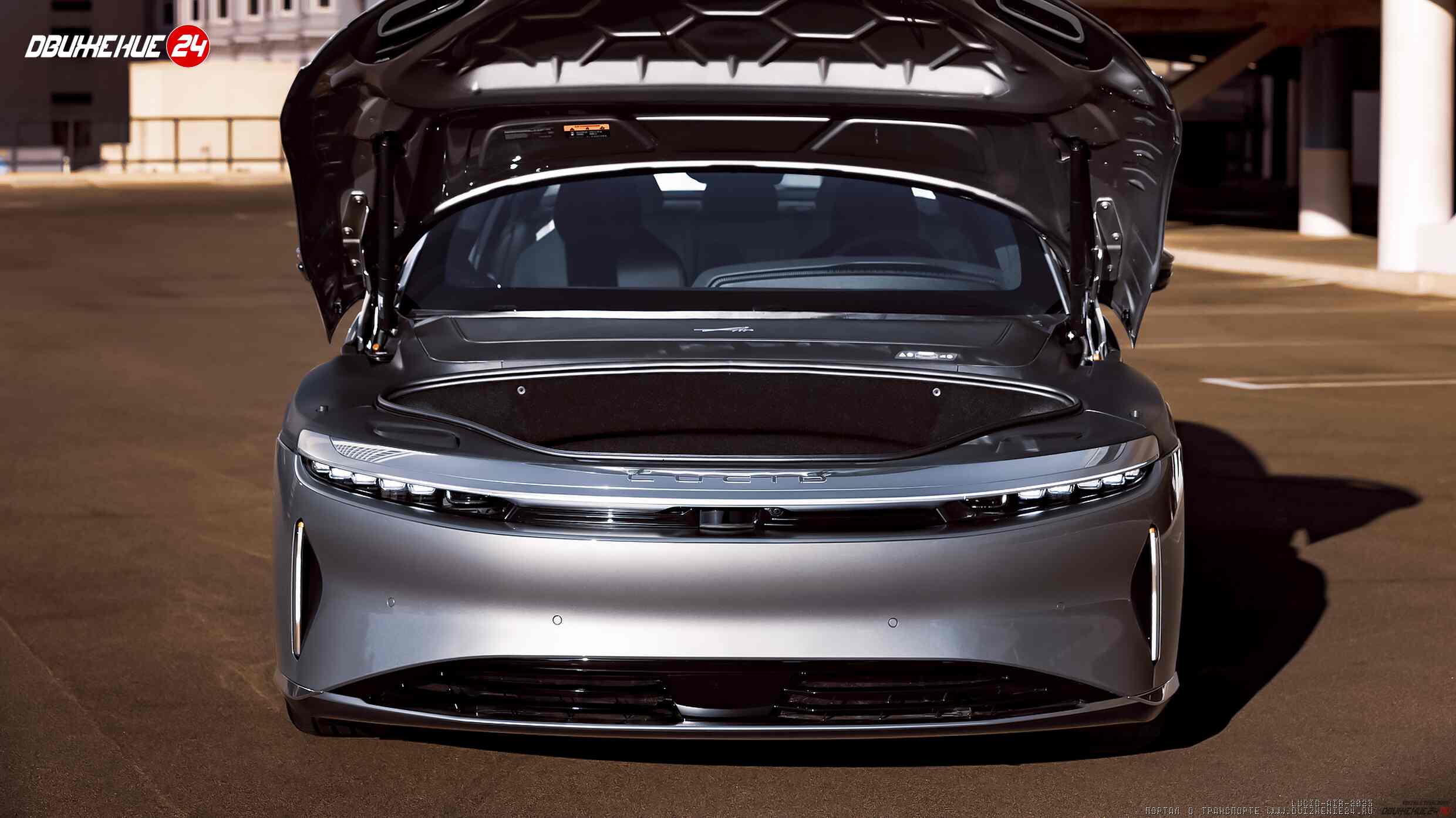 Lucid Air Touring 2023