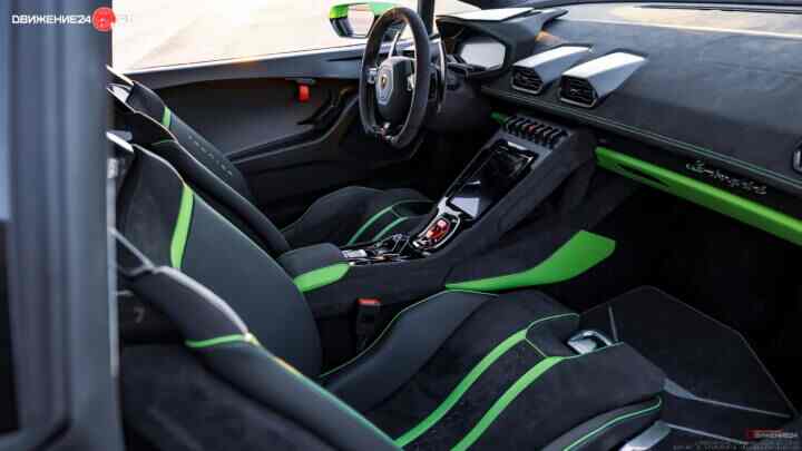 Lamborghini Huracán Tecnica LP-640 2023
