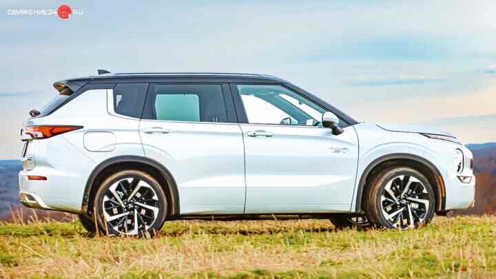 Mitsubishi Outlander 2023