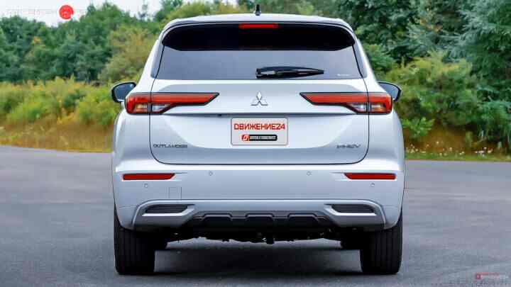Mitsubishi Outlander 2023