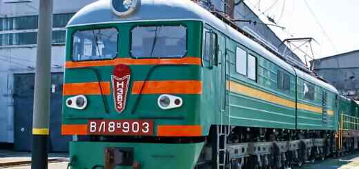 Электровоз ВЛ8м