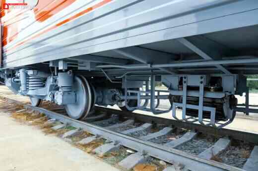 генератор на кардане под вагоном