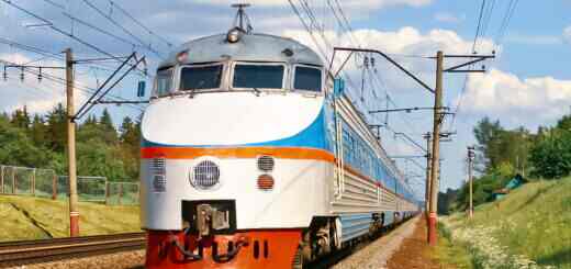 Электропоезд ЭР200