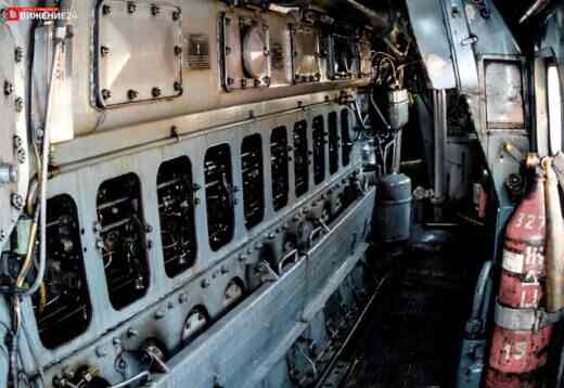 Машинное отделение тепловоза - дизель