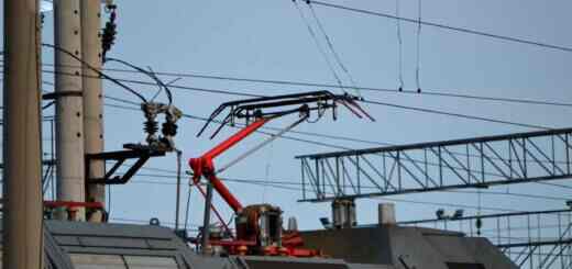 Токоприемник, пантограф электровоза