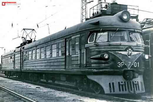 Электропоезд ЭР-7