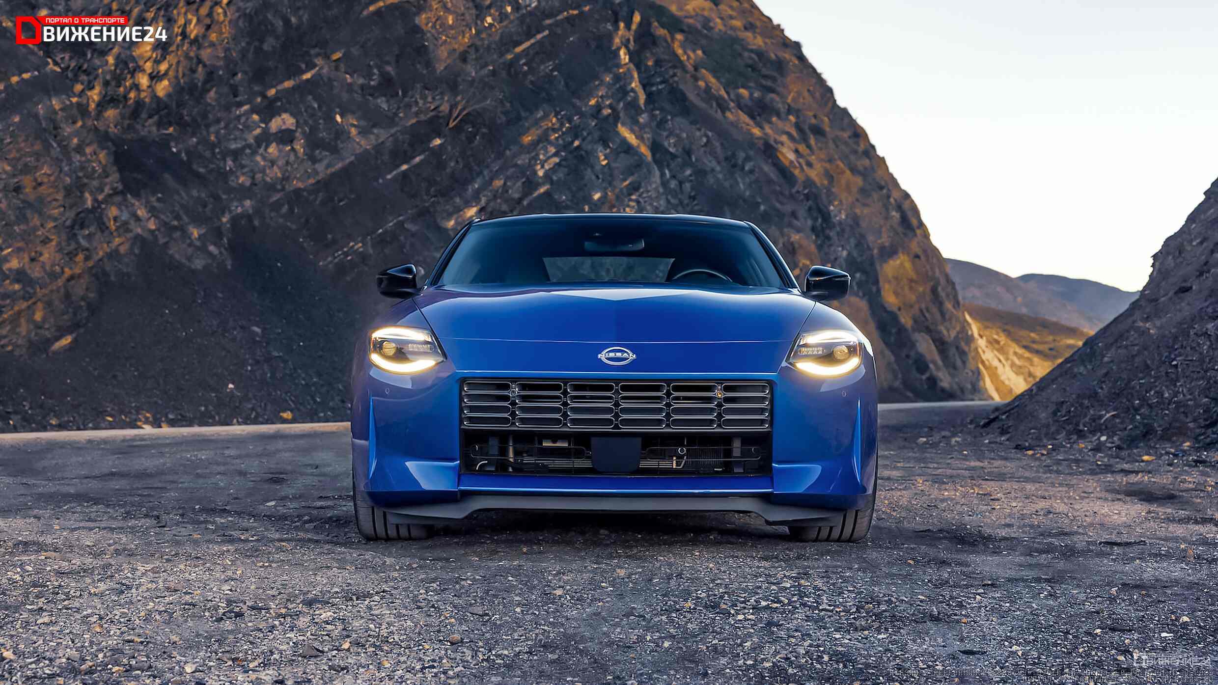 Фото Toyota GR Supra 2023 vs Nissan Z 2023