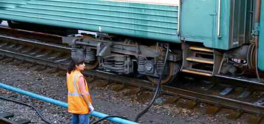 заправка пассажирского вагона водой