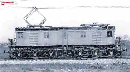 Электровоз ОР22