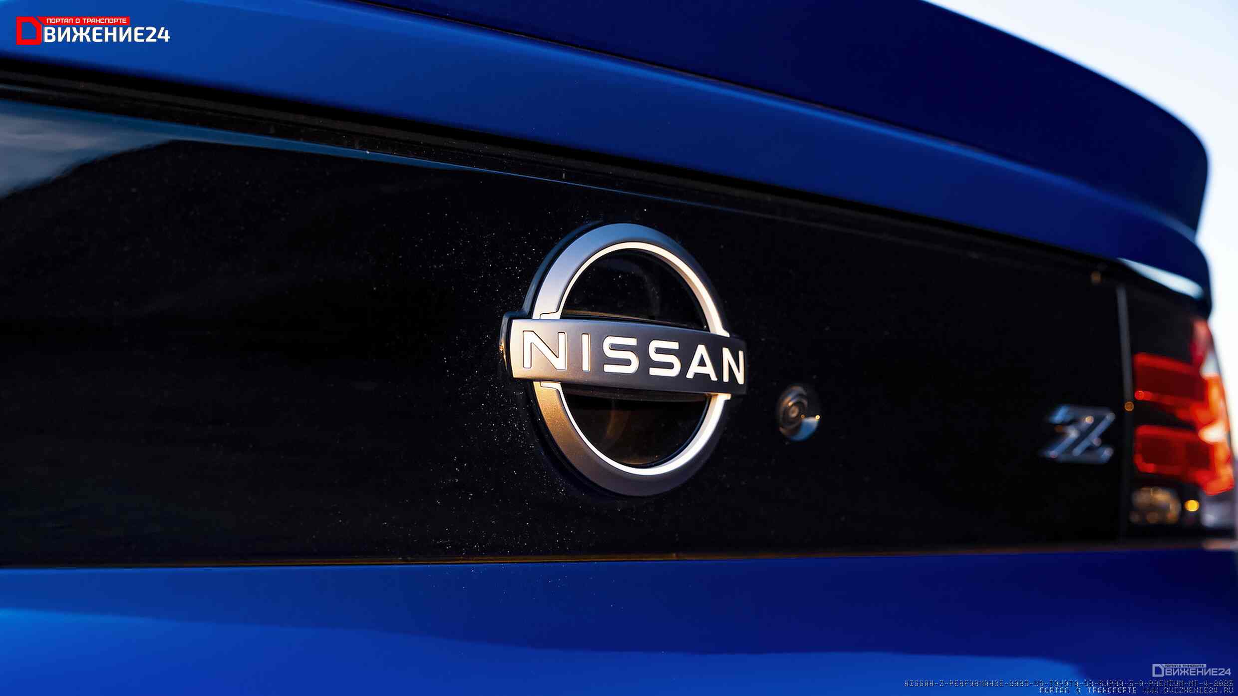 Фото Toyota GR Supra 2023 vs Nissan Z 2023