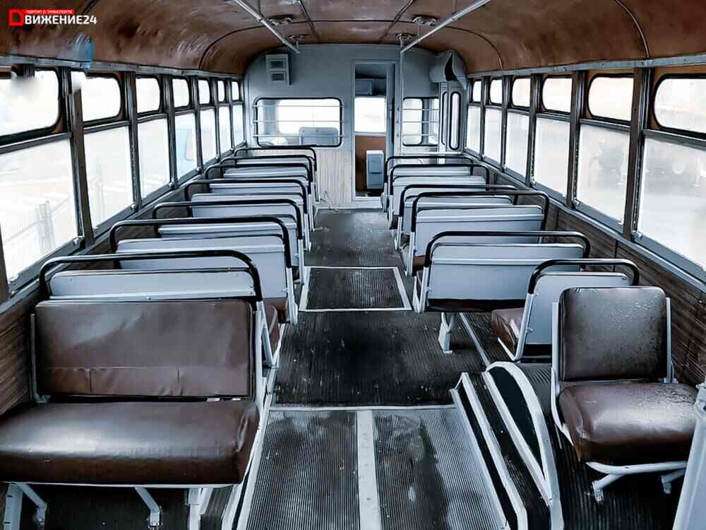 Троллейбус МТБ-82