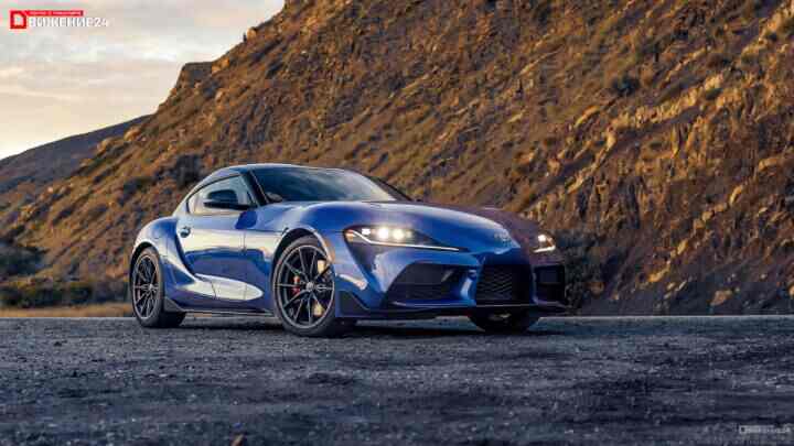 Фото Toyota GR Supra 2023 vs Nissan Z 2023