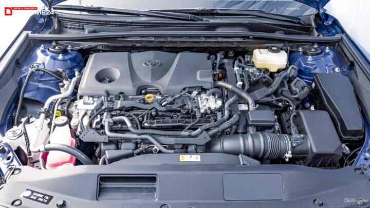 Toyota Camry SE Hybrid Nightshade 2023