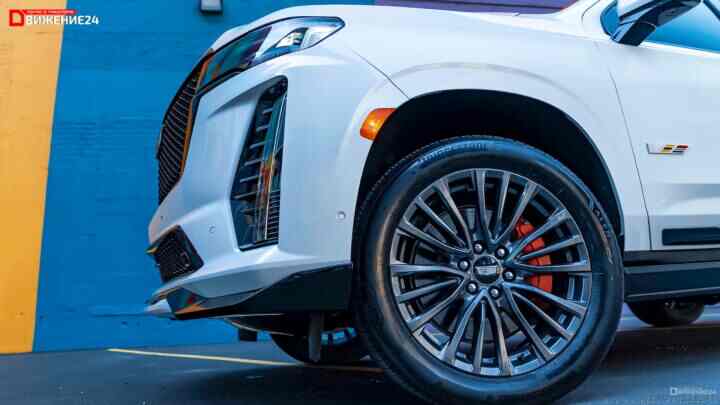 Cadillac Escalade-V 2023 года