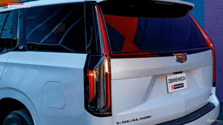 Cadillac Escalade-V 2023 года