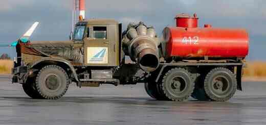 Аэродромный снегоочиститель, Горыныч, аэродромная тепловая машина, очиститель ВВП, КРАЗ с реактивным двигателем, трубоочиститель ВВП